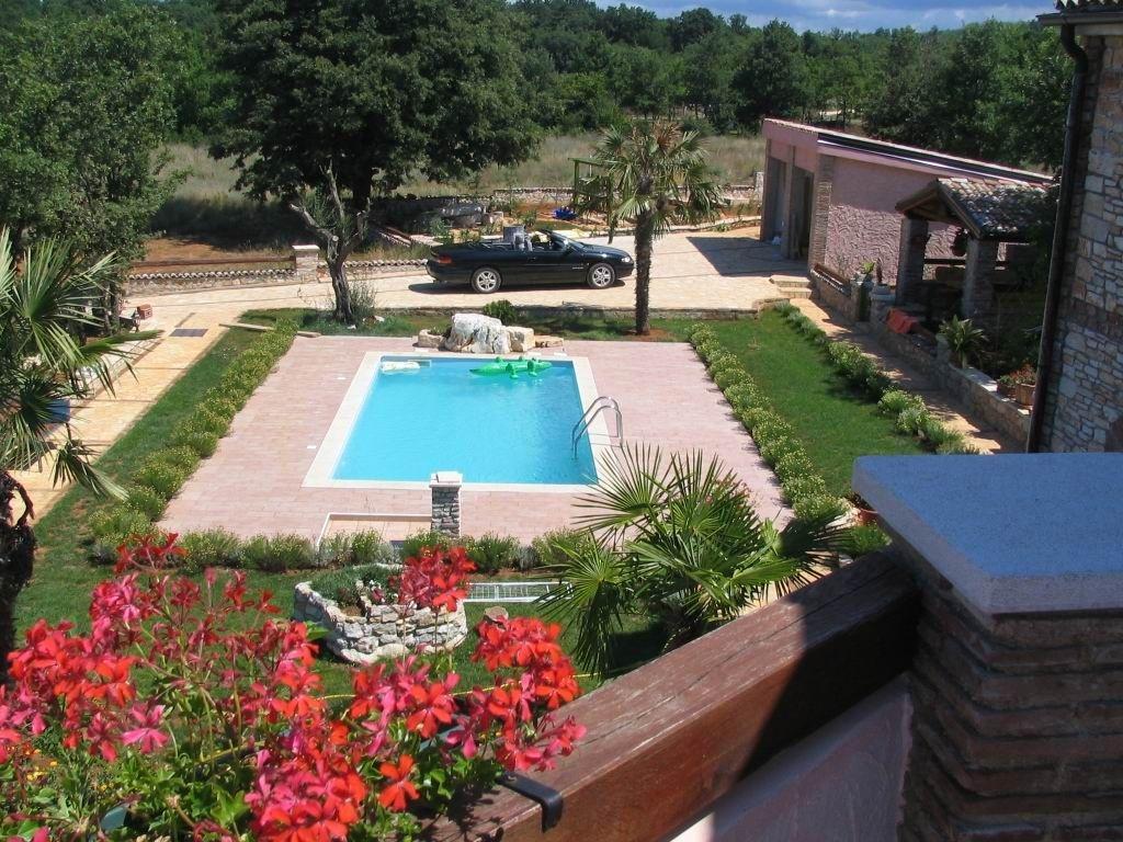 Villa In Funtana With Private Tenniscourt Екстериор снимка